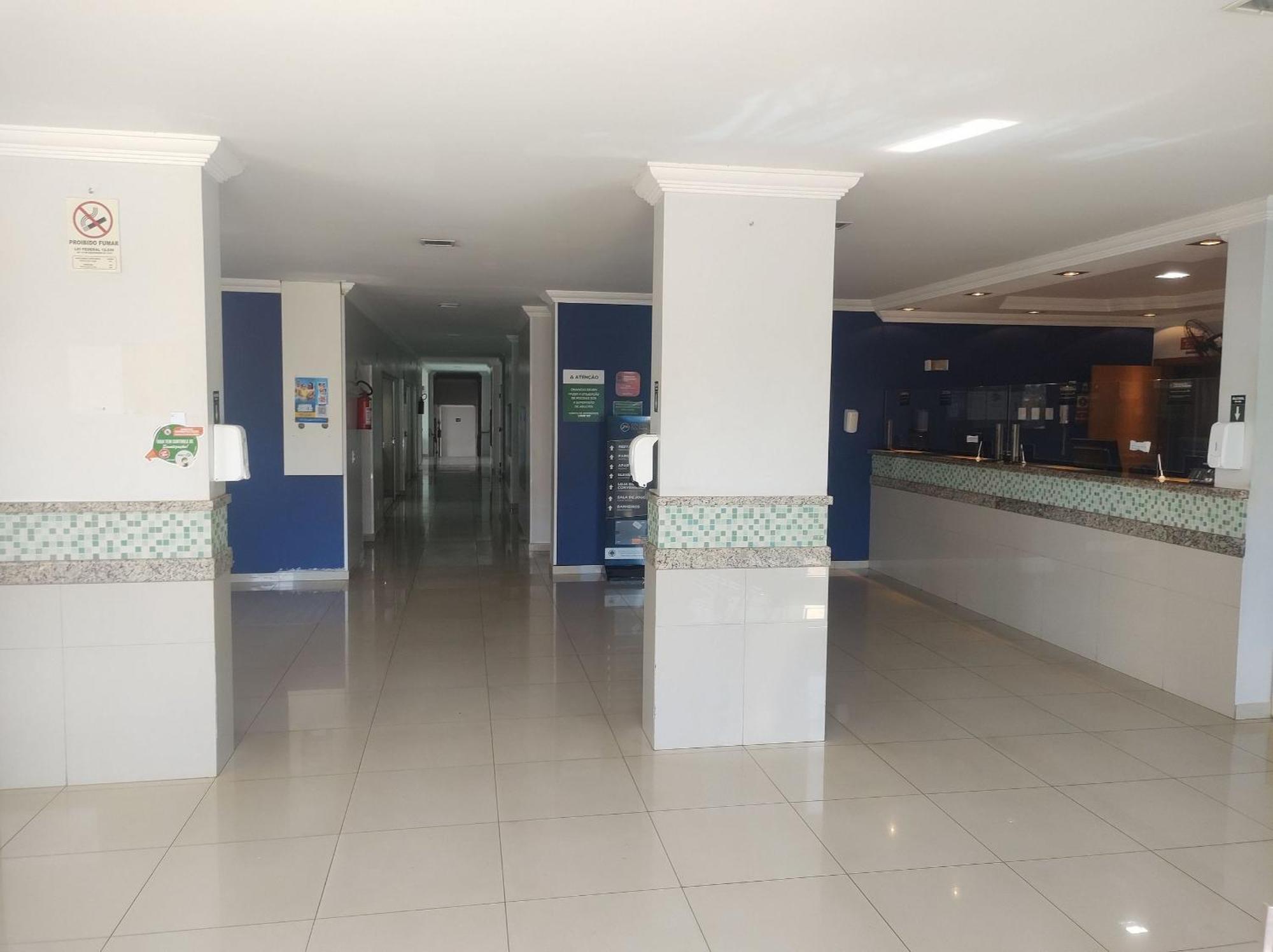 Suite Golden Express Roberto Imoveis Caldas Novas Bagian luar foto